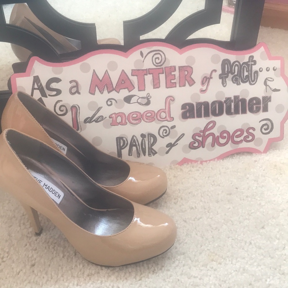 Nude Steve Madden heels